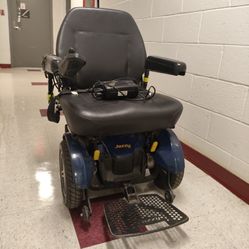 Elite HD Electric Wheelchair