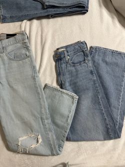 Woman/girl Levy’s  jeans size 24