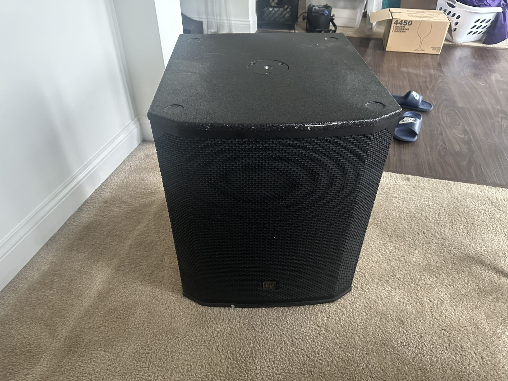 Electro-Voice ELX200-18SP 18-inch Powered Subwoofer
