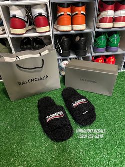 Balenciaga slides Black