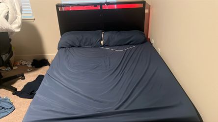 Full size bed!