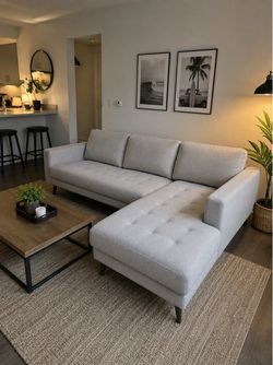 MID CENTURY SECTIONAL COUCH DELIVERY AVAILABLE