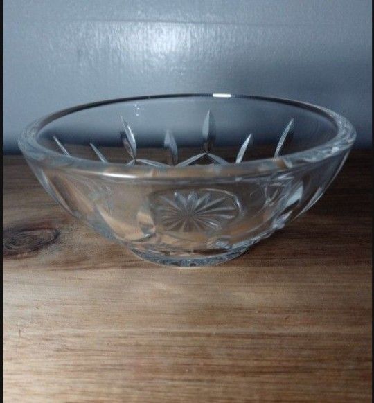 WATERFORD CRYSTAL SMALL BOWL 6"×2"