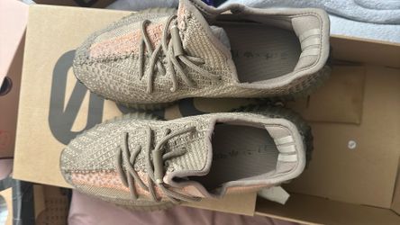 Sand Taupe Yeezy Boost Size 8 