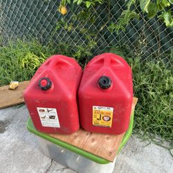 Midwest Gas Cans 5 Gallon