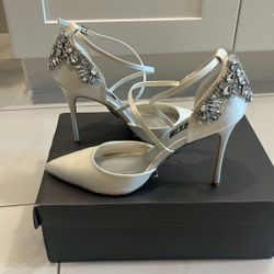 Vera Wang Shoes