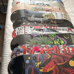 Skateboard Decks With Free Grip  