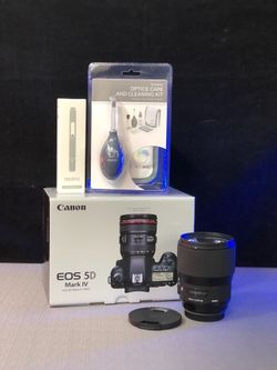 5D Mark IV DSLR New with Used Sigma 135mm f/1.8 DG HSM Art Lens for Canon EF (Great Condition)