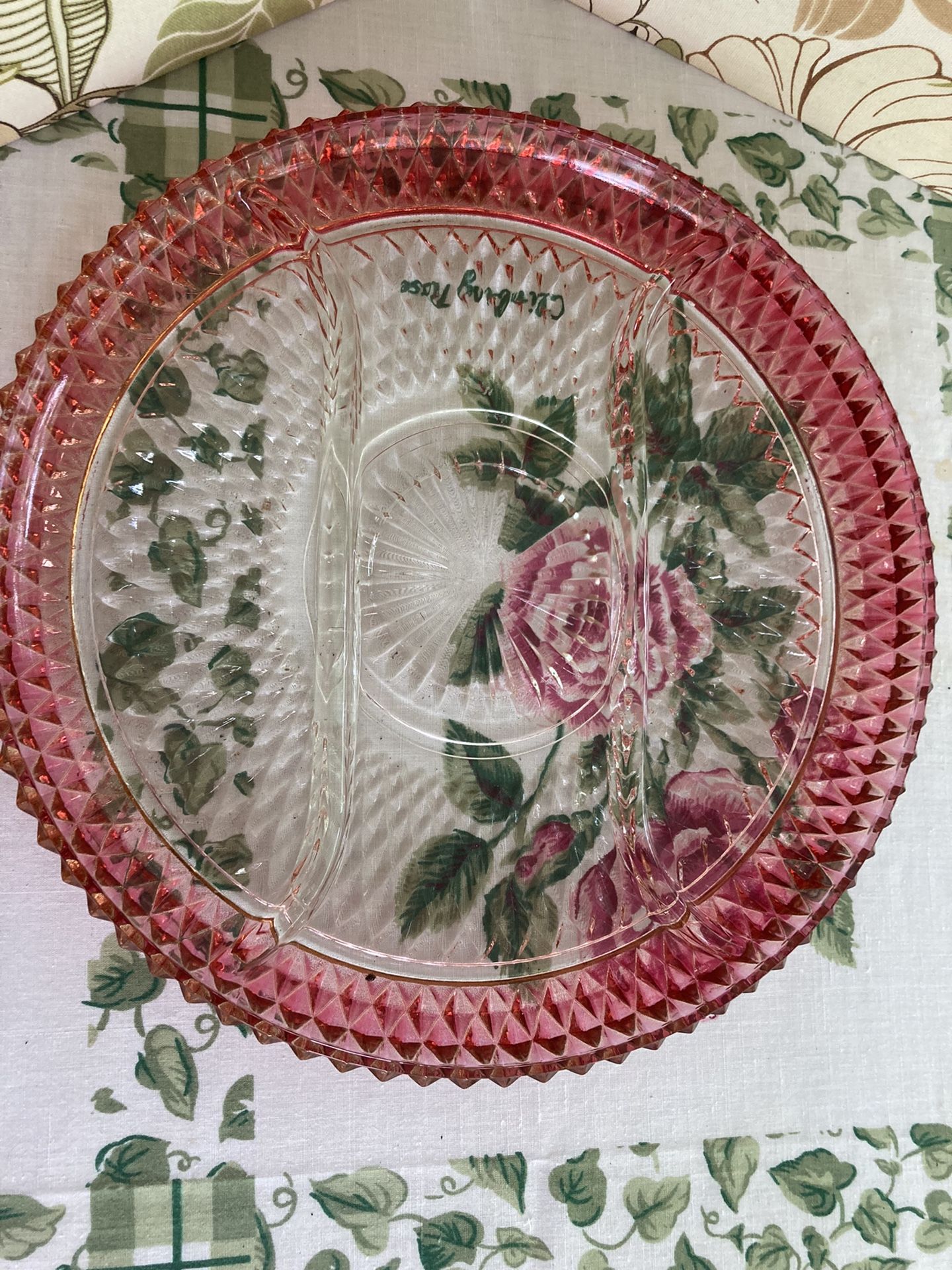 Ruby Flash Divided Dish