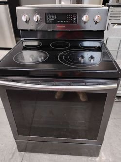 Grey fair cosmetic condition electric glass top  with warranty