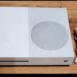 Xbox One S,  1 T Of Storage 