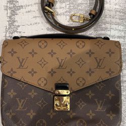 Louis Vuitton Pochette Métis Handbag 