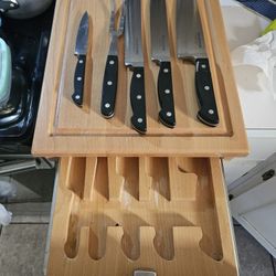 Brookstone Deluxe Knife Set