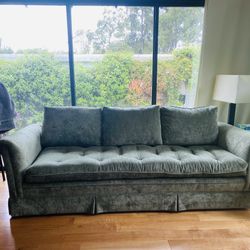 Free Sofa