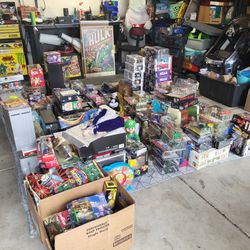 Storage Unit Collectables 