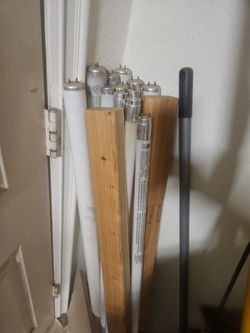 Fluorescent Tubes