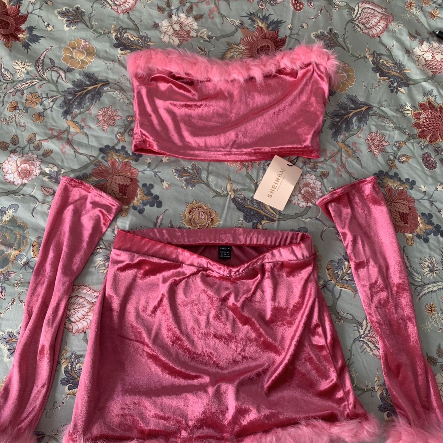 Beautiful pink shein 4 Piece Set 