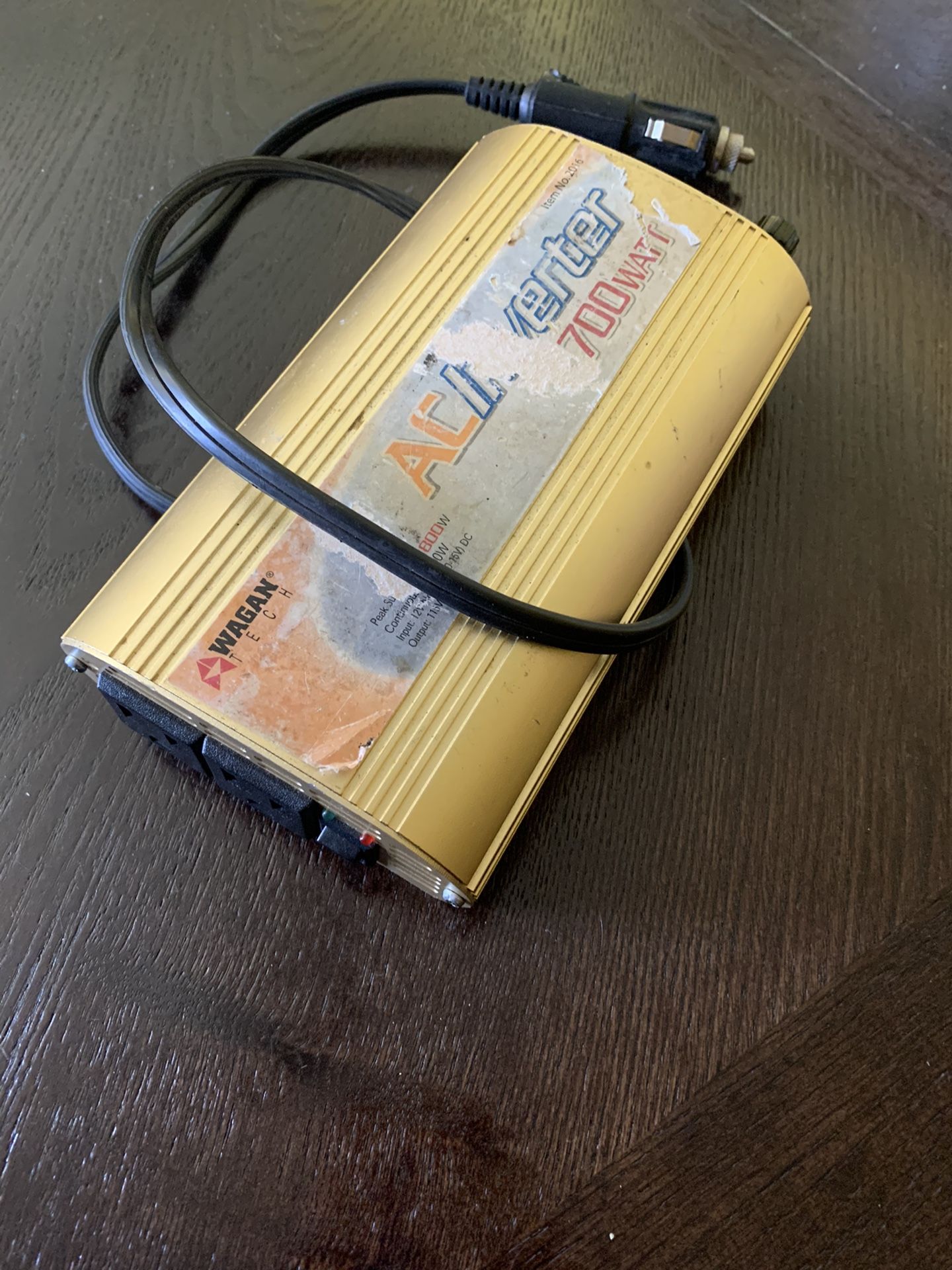 700watt Power Converter