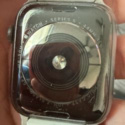 Apple watch series 5