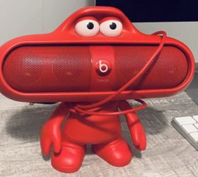 Speaker and bluetooth