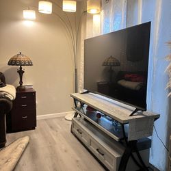 House accessories, televisions, etc 