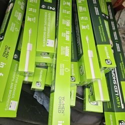 Led light 30 inch 4000k.brand new in box