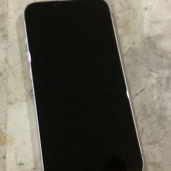 iPhone 13 Light Pink