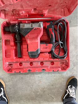 Milwaukee Rotary Hammer