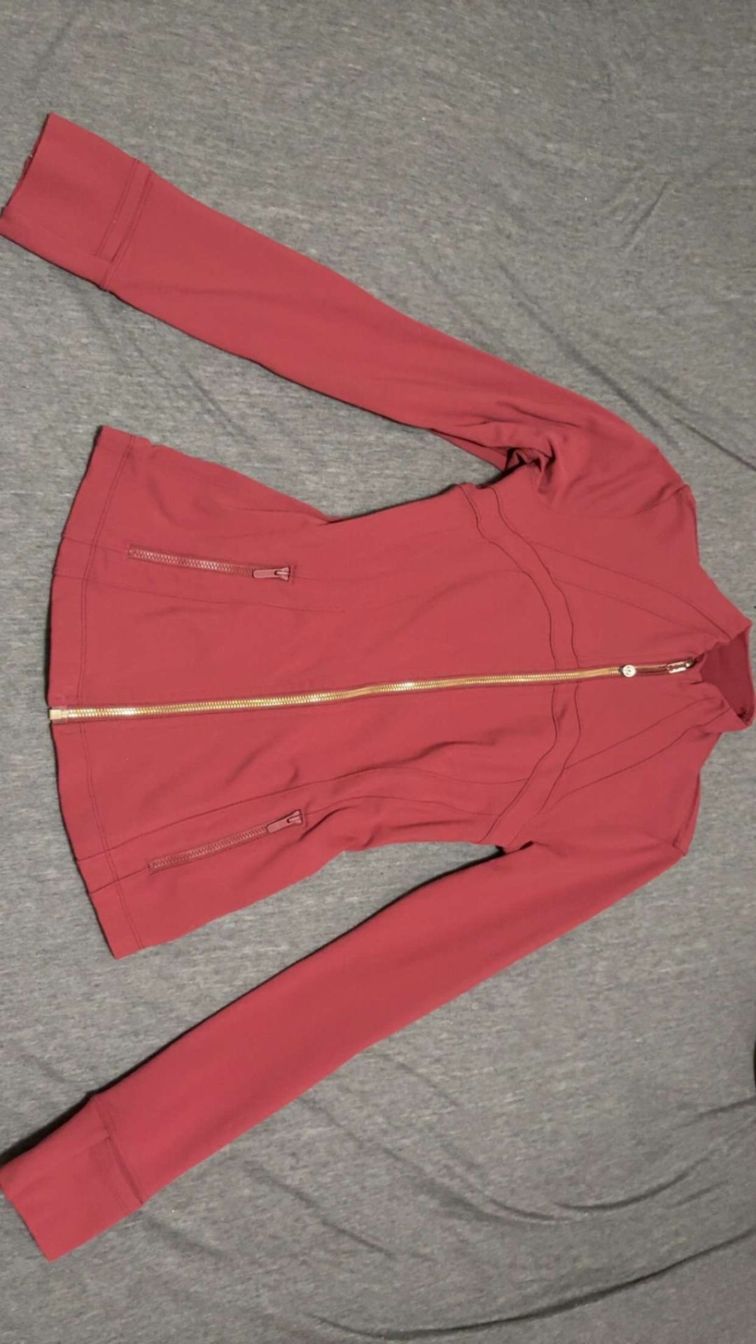 LULULEMON GOLD ZIP UP WINE COLOr