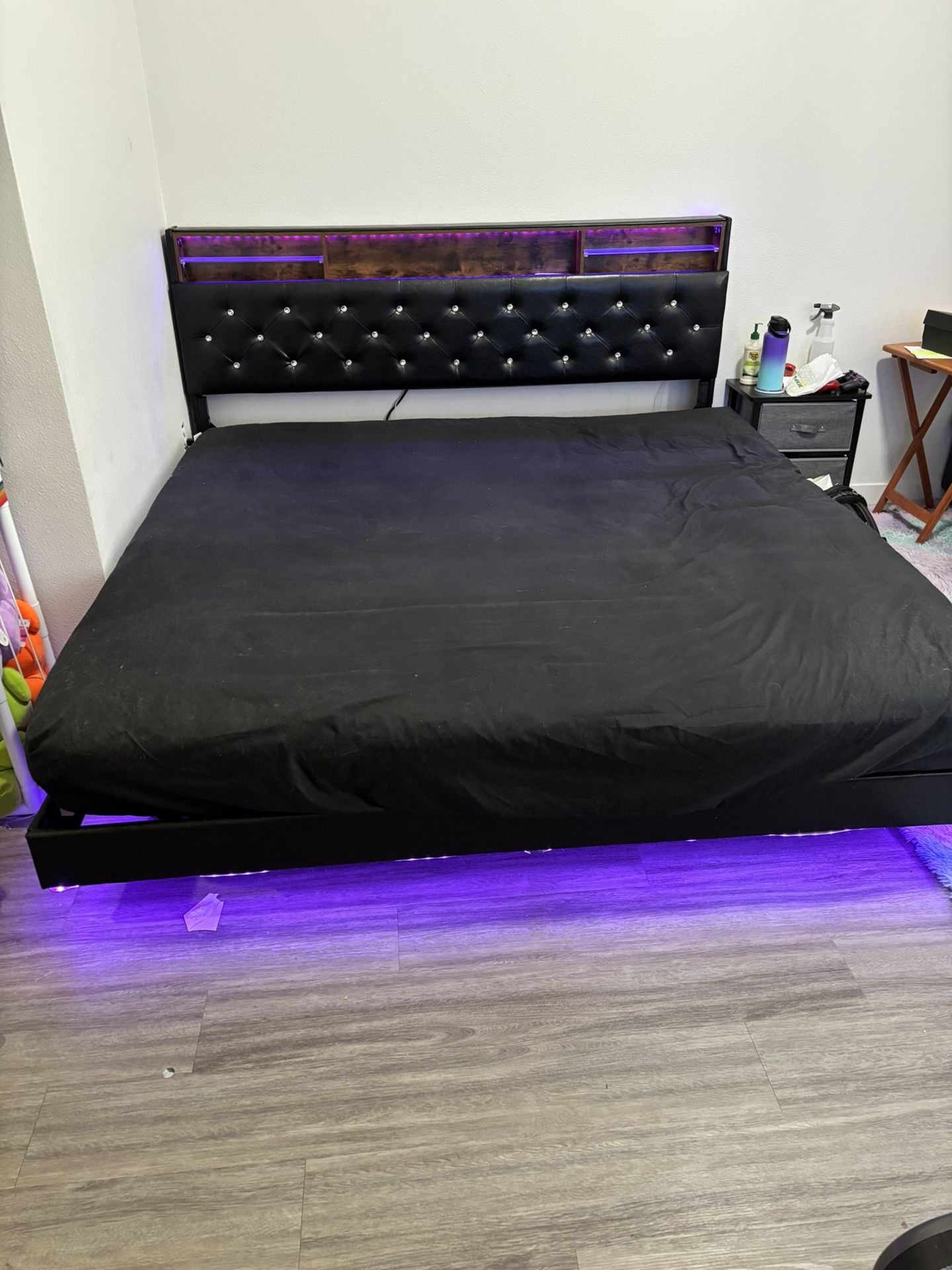 King size floating LED bedframe