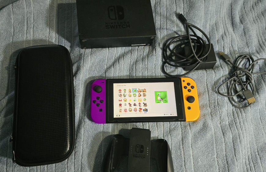 Nintendo Switch 