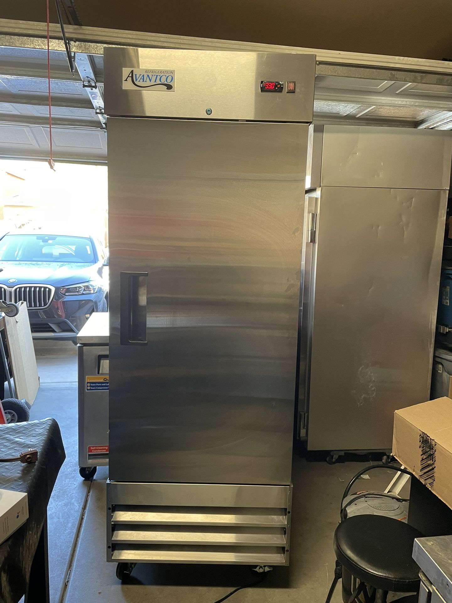 Avantco Commercial Refrigerator for Sale in Las Vegas, NV OfferUp
