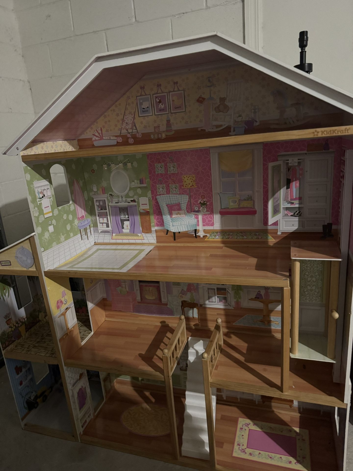 Kidcraft Doll House