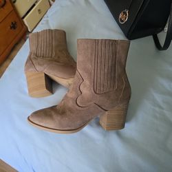 Faux Suede Boots Womens Size 7