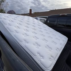 Queen Mattress 
