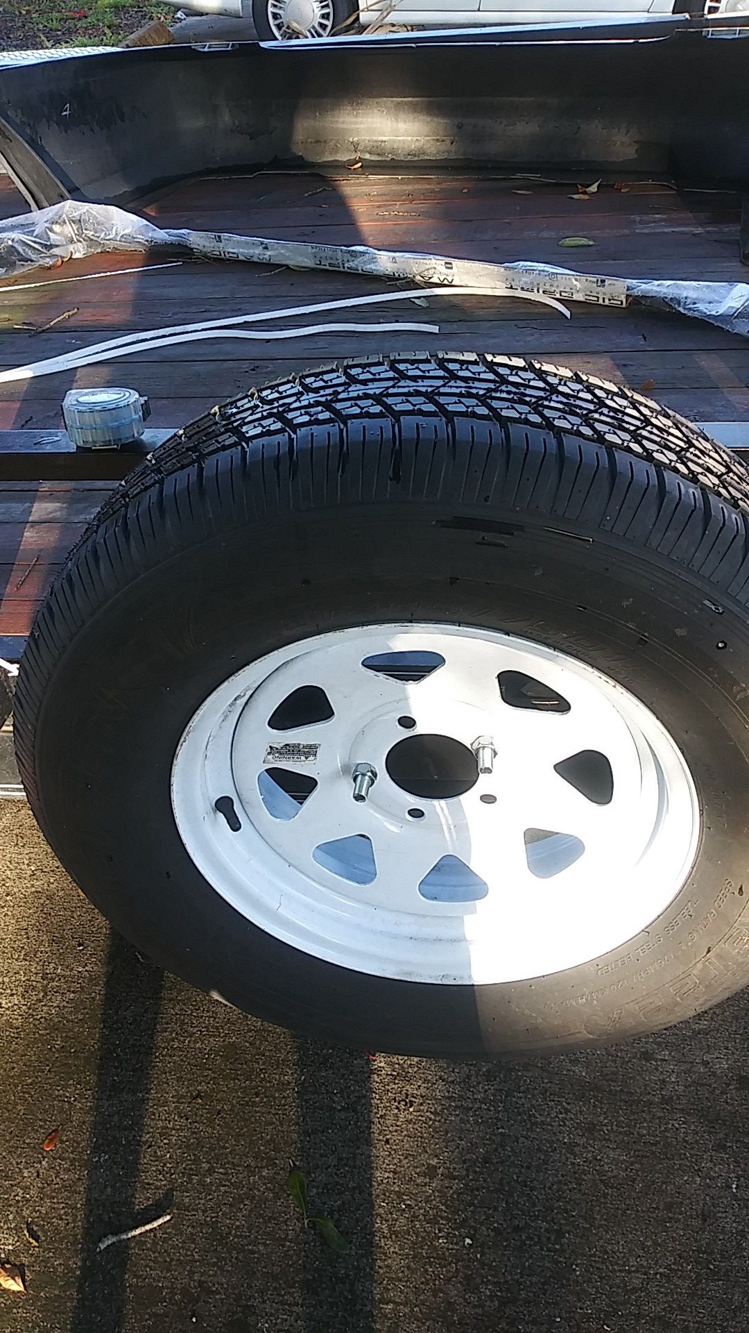 Trailer tire