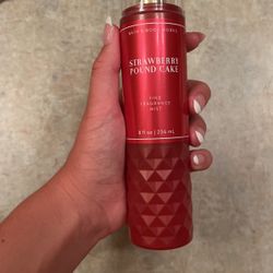 Bath And Body Works Strawberry Poundcake Perfume