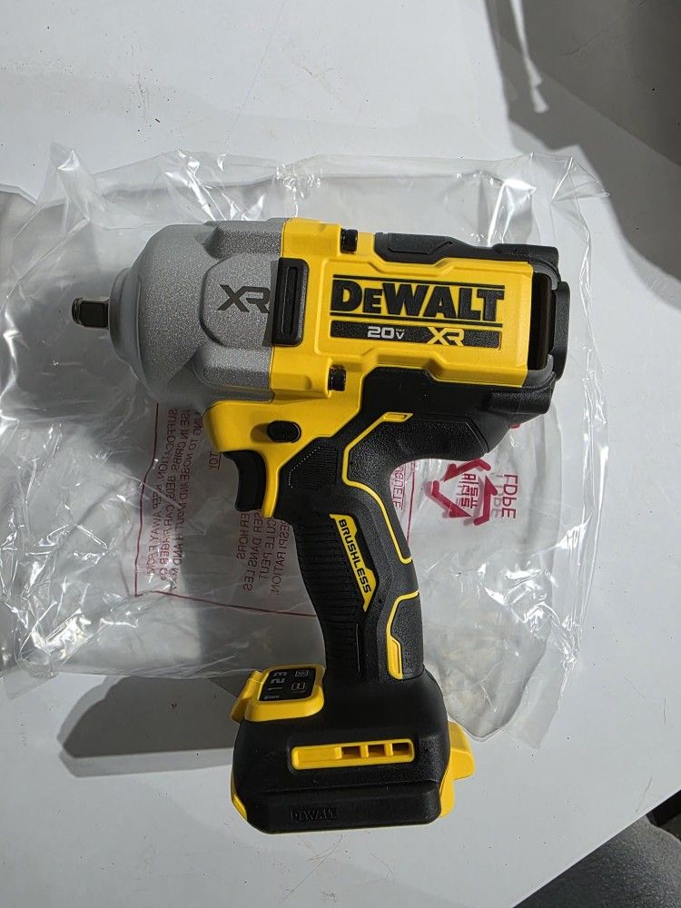 Dewalt Impact Wrench 1/2 Dcf961