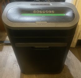 Royal 1660MX Paper Shredder