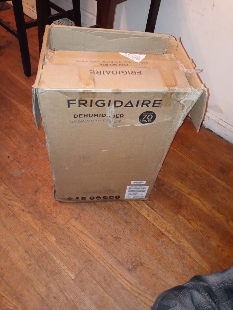 "BRAND NEW FRIGIDAIRE 70 PINTS DEHUMIDIFIER"