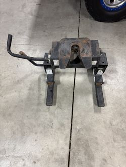 Husky 16k EZ ROLLER 5th Wheel Hitch $225