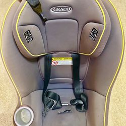 Graco Contender 65 Convertible Car Seat