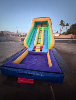 Inflatable Water Slide