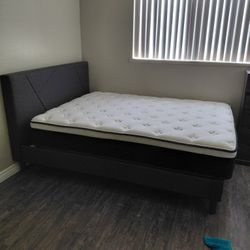 Queen Size Bed. Mattress Is Nice.