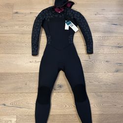 Brand New Roxy Women’s Hooded Wetsuit With Tags