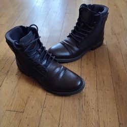 Men's Boots Size 9M