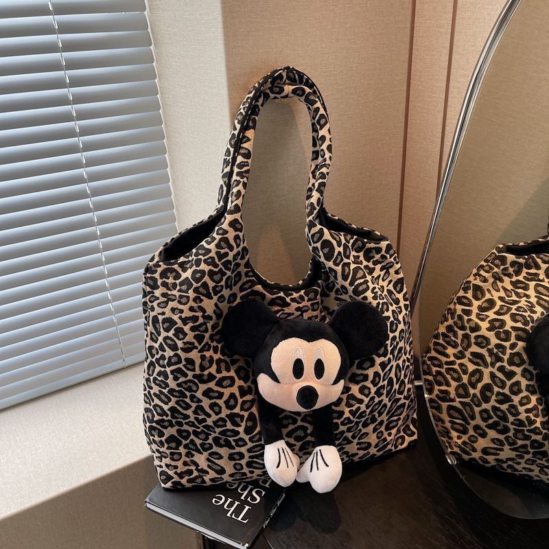 Leopard bag women‘s new fashion trend versatile school commuting large-capacity shoulder bag Mickey armpit tote bag