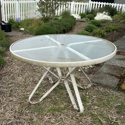 Patio /Deck Umbrella Table