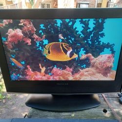 26" PROSCAN 1080P TV WITH BUILT-IN DVD PLAYER AND ROKU STREAMING STICK AND REMOTES $120 FINAL PRICE 