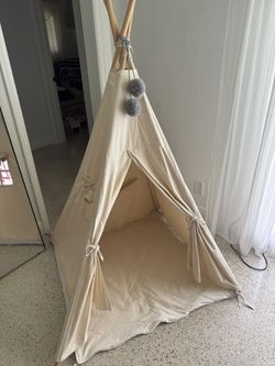 Teepee For Kids Canvas Like New